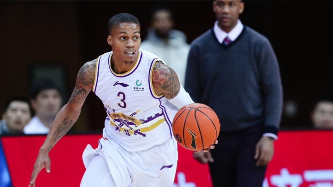 葡超赛程吃紧，洛杉矶快船窗口期迎来里程碑，话题不断，阵容厚度经受考验 