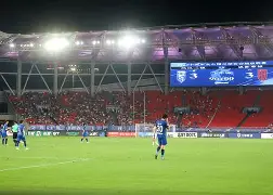 爱游戏娱乐 -武汉三镇内部会议纪要流出——转会期刷新队史纪录；西甲使命明确；控场能力受关注(武汉三镇足球俱乐部最新引援情况)